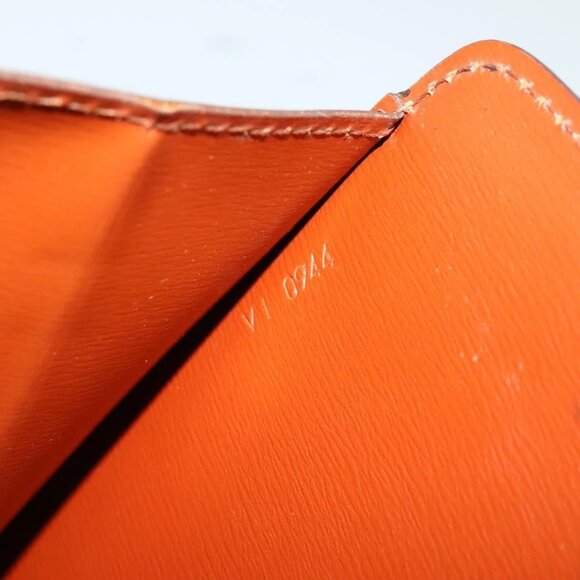 LOUIS VUITTON Epi Capuchin Shoulder Bag Brown M52343 LV Auth 129900 - Picture 10 of 16